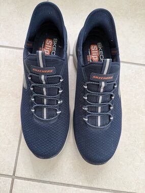 Men’s Skechers Slip-On Athletic Sneakers in Navy with Gray Accents